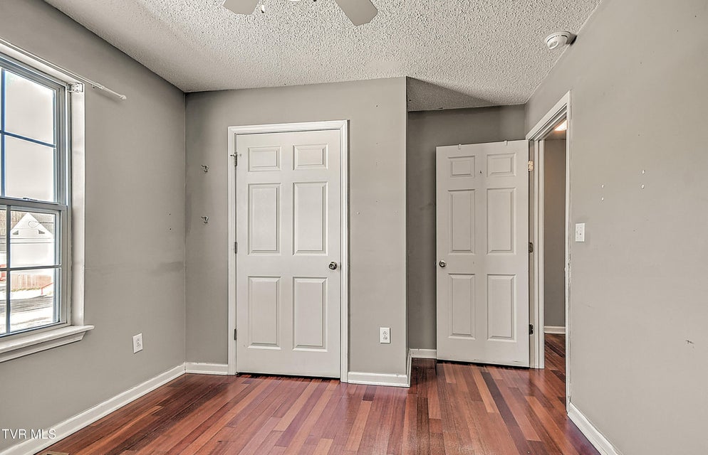 Photo #21: 104 Saint James Place