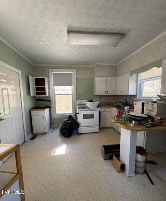 Photo #11: 3926 Highway 81 