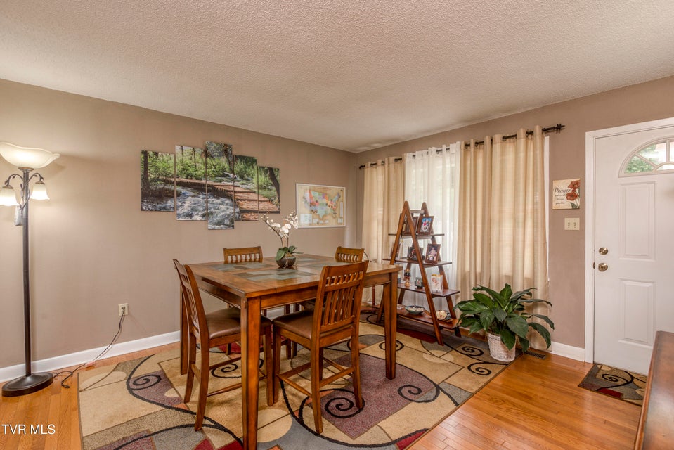 Photo #9: 226 High Oak Drive