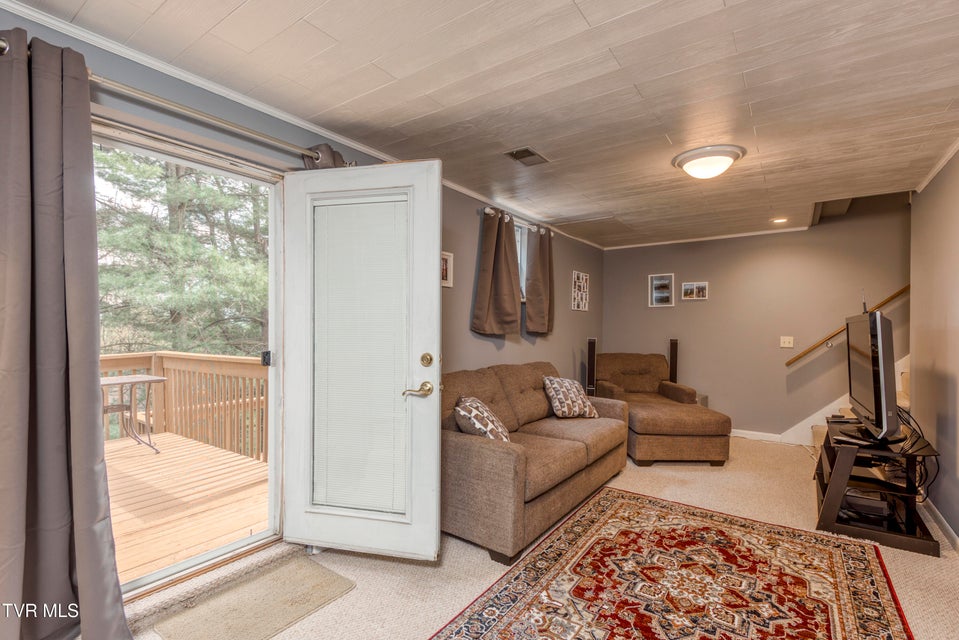 Photo #22: 226 High Oak Drive