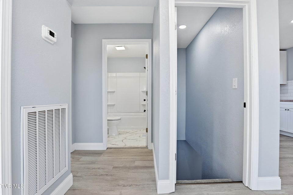 Photo #17: 1040 Tipton Avenue