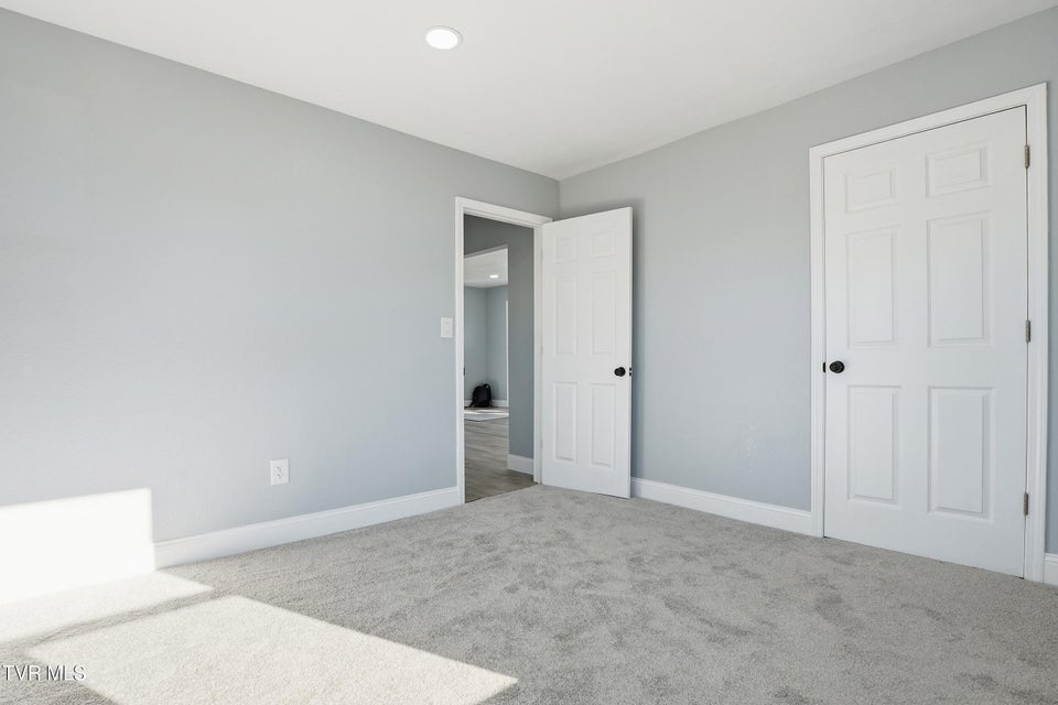 Photo #12: 1040 Tipton Avenue