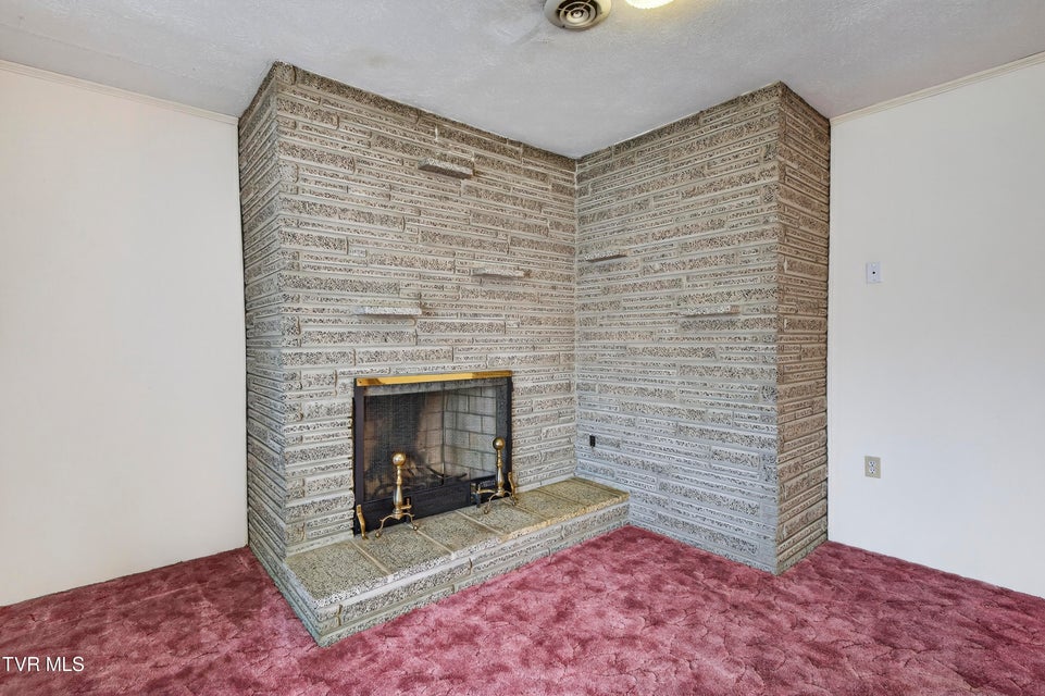 Photo #10: 228 Sioux Road