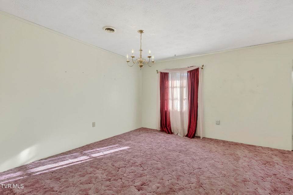 Photo #11: 228 Sioux Road