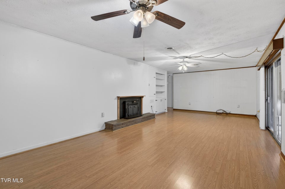 Photo #13: 228 Sioux Road