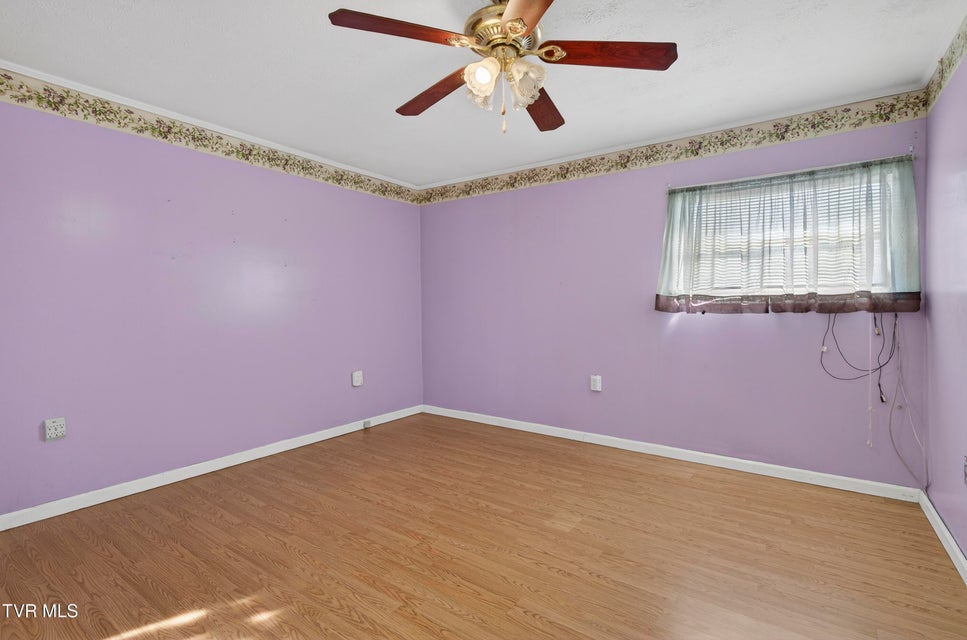 Photo #23: 228 Sioux Road