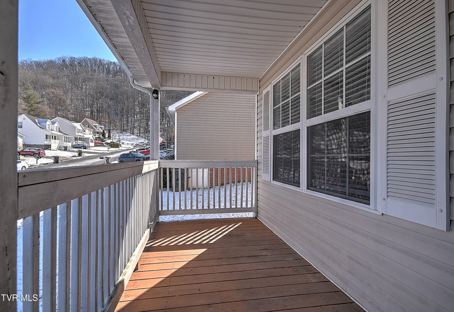 Photo #29: 104 Saint James Place