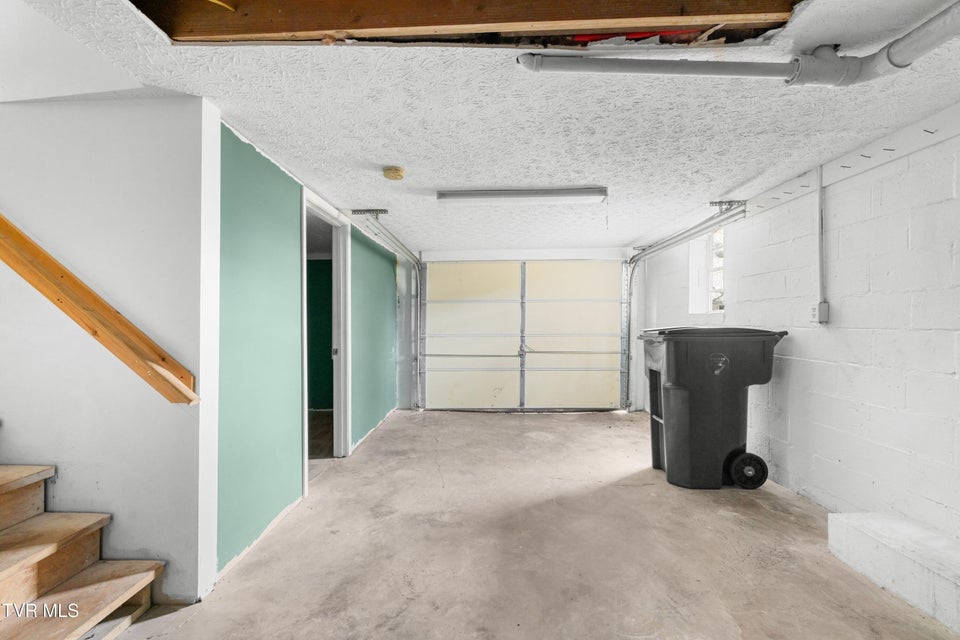 Photo #17: 1423 Guinn Road