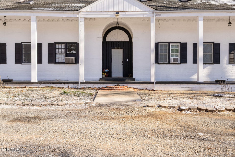 Photo #6: 4033 Harbor Chapel Road