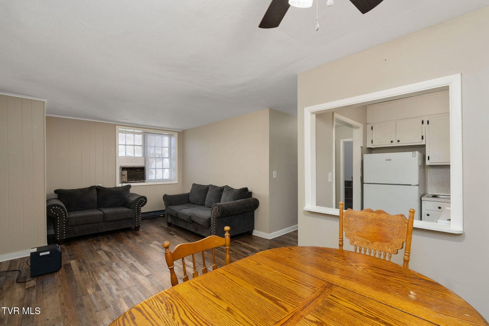 Photo #28: 4033 Harbor Chapel Road