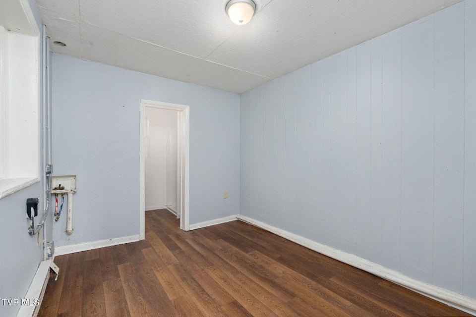 Photo #41: 4033 Harbor Chapel Road