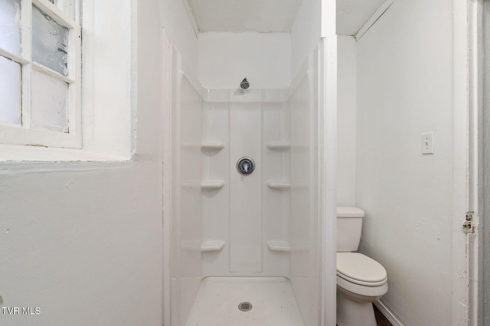 Photo #43: 4033 Harbor Chapel Road