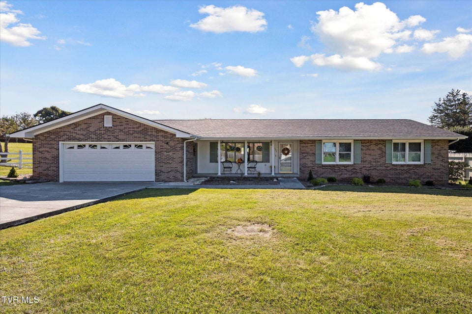 Photo #3: 122 Tiffany Lane