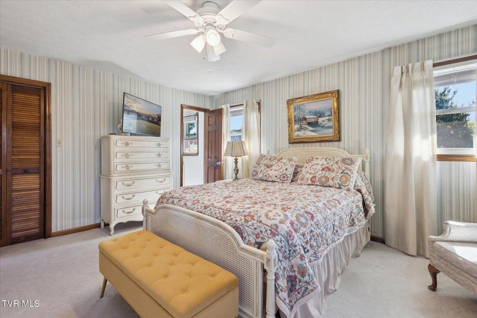 Photo #21: 122 Tiffany Lane