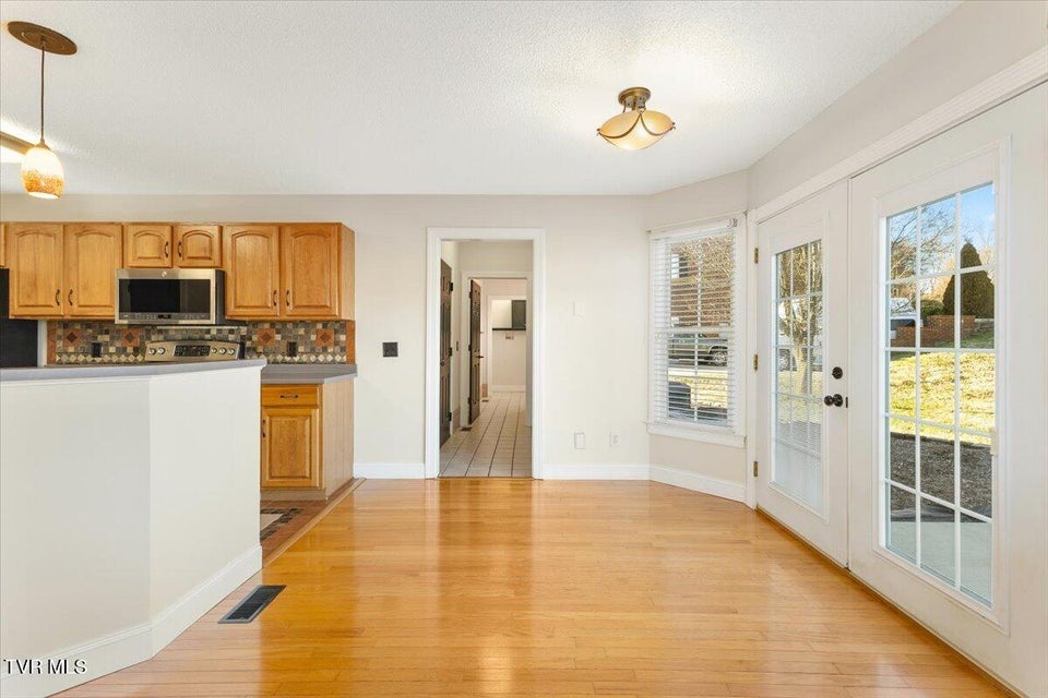 Photo #19: 117 Barefoot Landing Drive