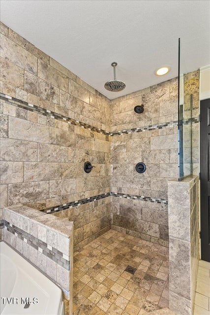 Photo #37: 117 Barefoot Landing Drive