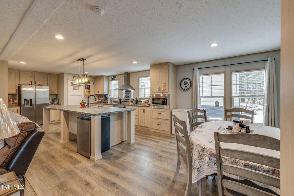 Photo #9: 2475 Wesley Chapel Road