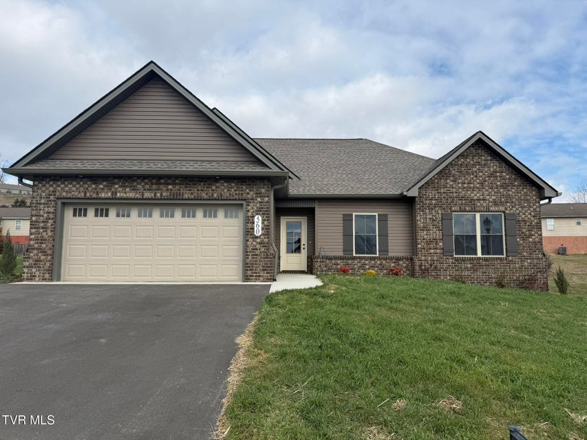 Photo #3: 560 Catalina Court