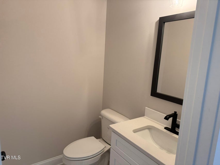 Photo #11: 560 Catalina Court