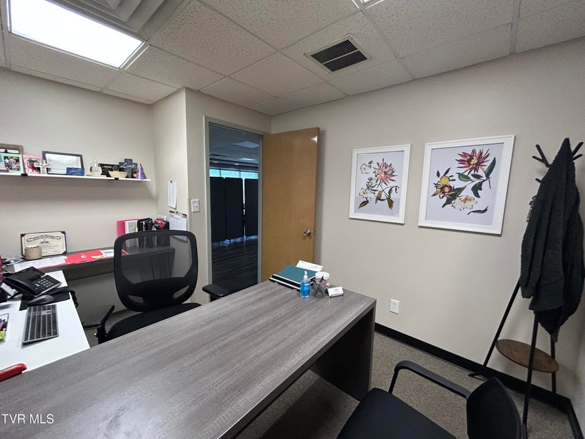 Photo #11: 442 Economy Road