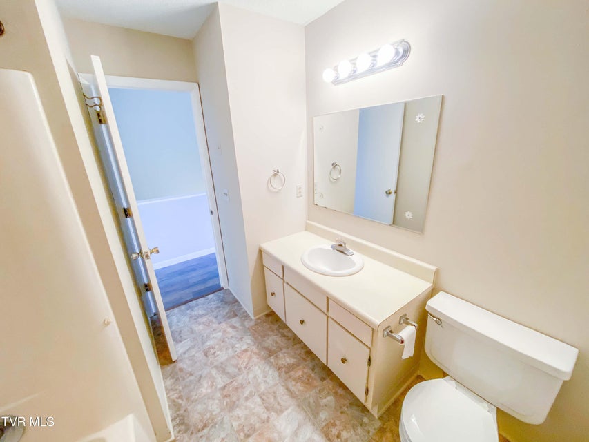 Photo #14: 746 Martin Luther King Jr Boulevard