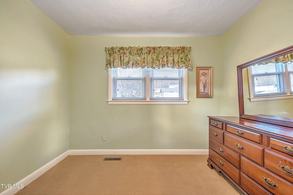 Photo #32: 104 Houston Street