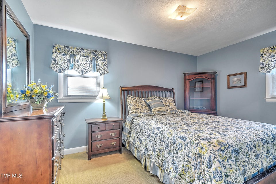 Photo #34: 104 Houston Street