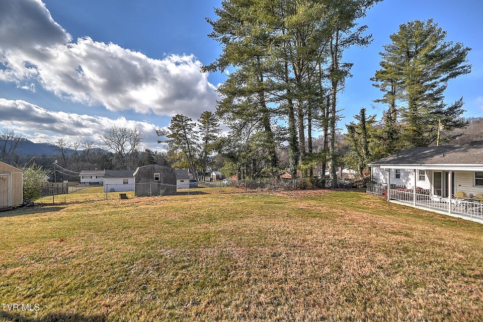 Photo #36: 104 Houston Street