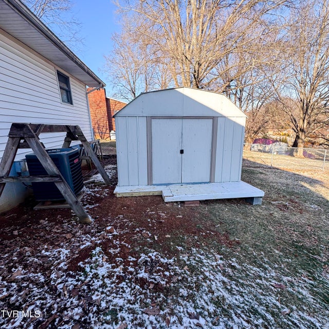 Photo #10: 172 Eastern Star Road