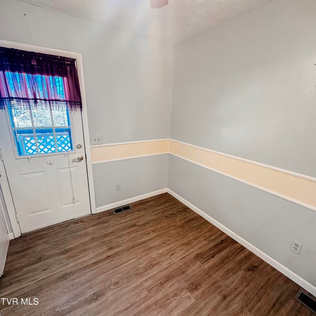 Photo #15: 172 Eastern Star Road