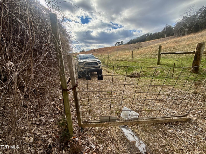 Photo #39: 25/Ac Tbd Coy Bradley Lane