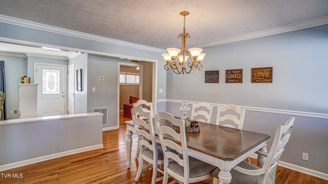 Photo #15: 955 9th Street