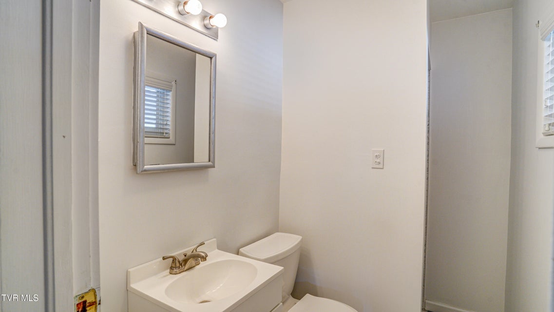 Photo #46: 955 9th Street