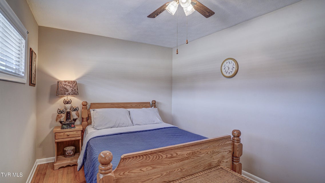 Photo #30: 955 9th Street