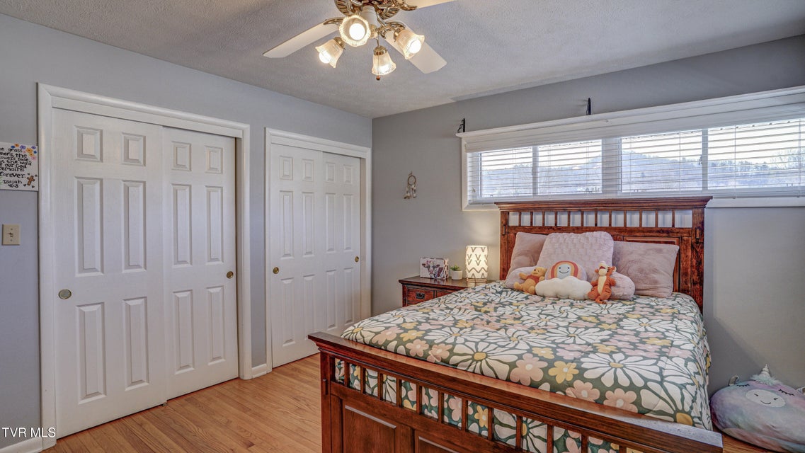 Photo #36: 955 9th Street