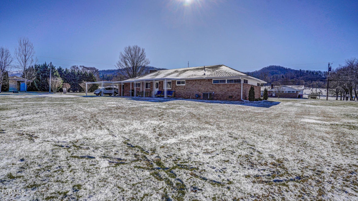 Photo #8: 955 9th Street