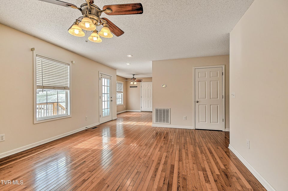 Photo #12: 434 Alfalfa Lane