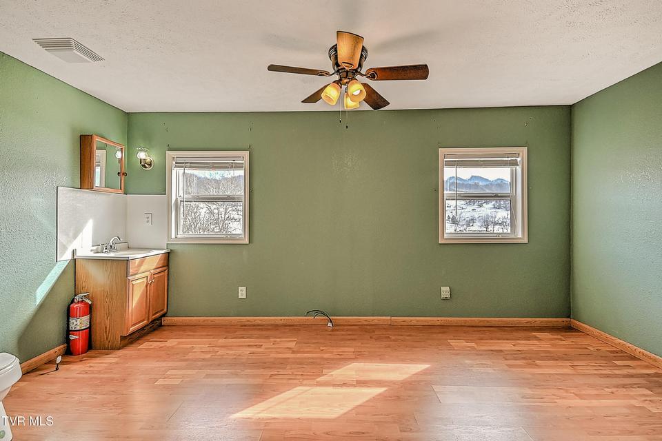 Photo #28: 839 Corn Valley Road