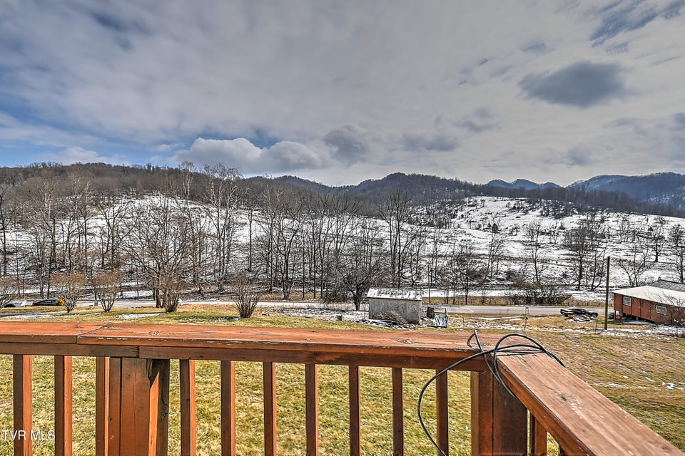 Photo #34: 839 Corn Valley Road