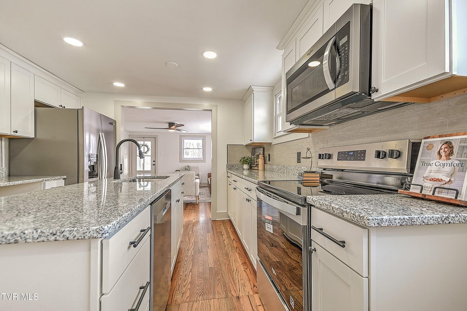 Photo #9: 31401 Old Saltworks Road