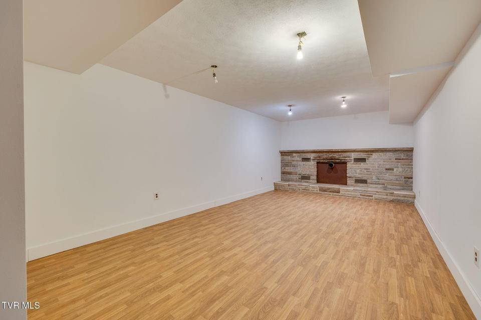 Photo #26: 1117 Delrose Drive