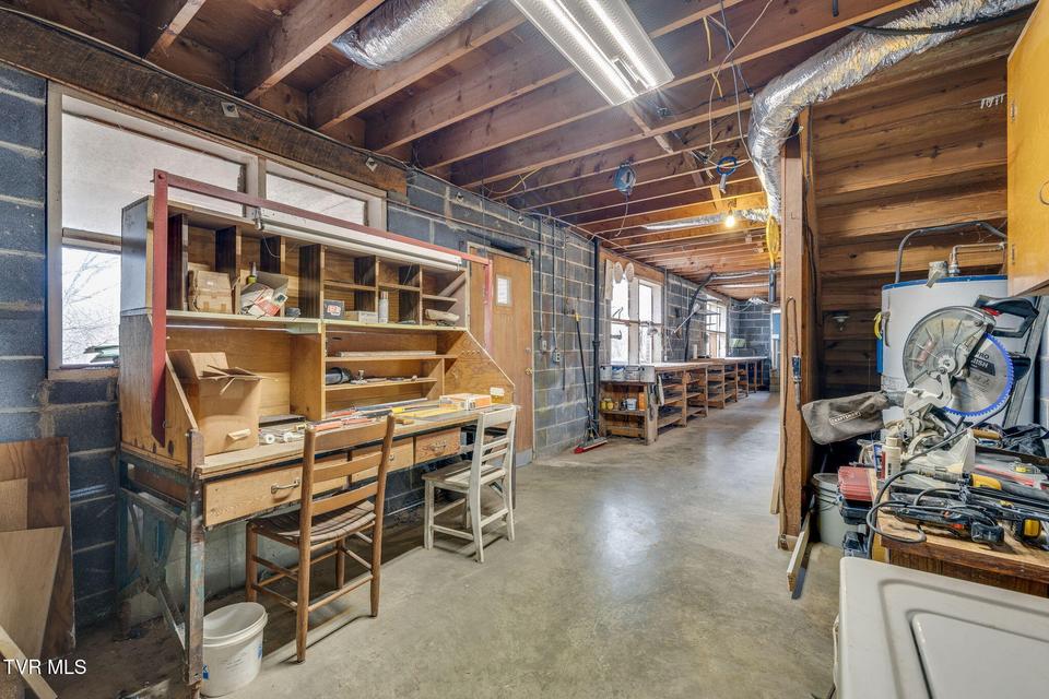 Photo #31: 1117 Delrose Drive