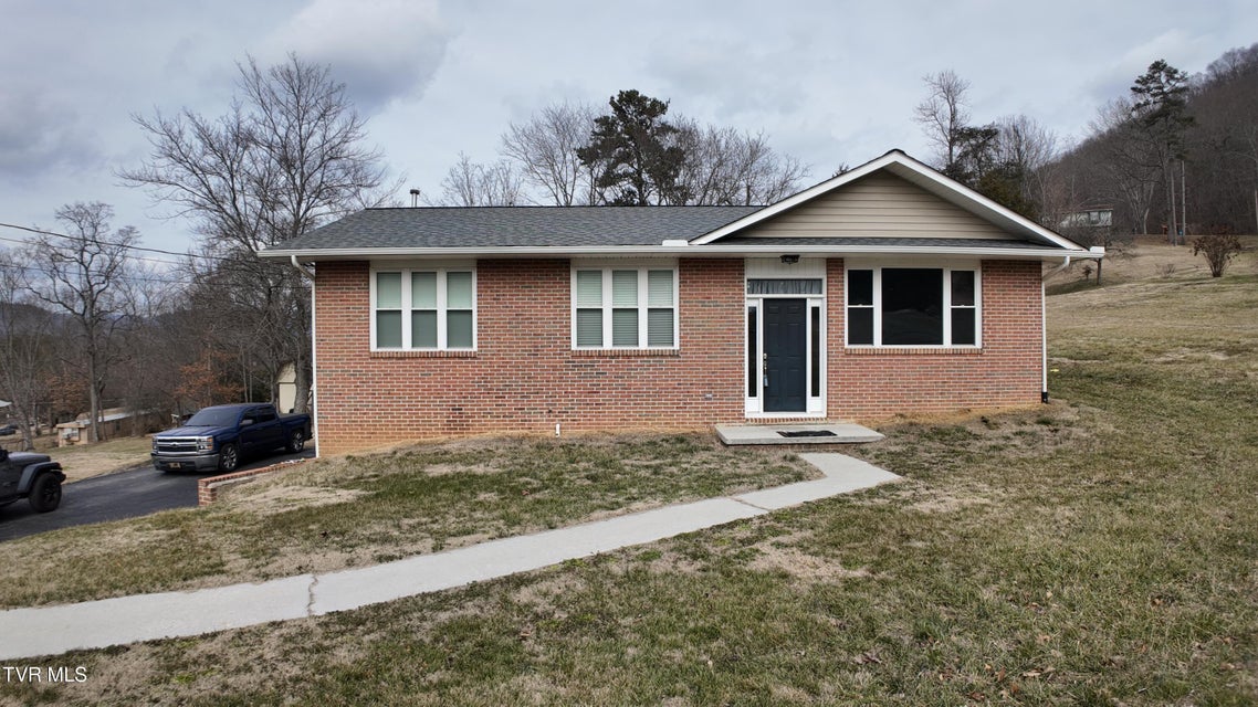 Photo #6: 123 Valley View Drive