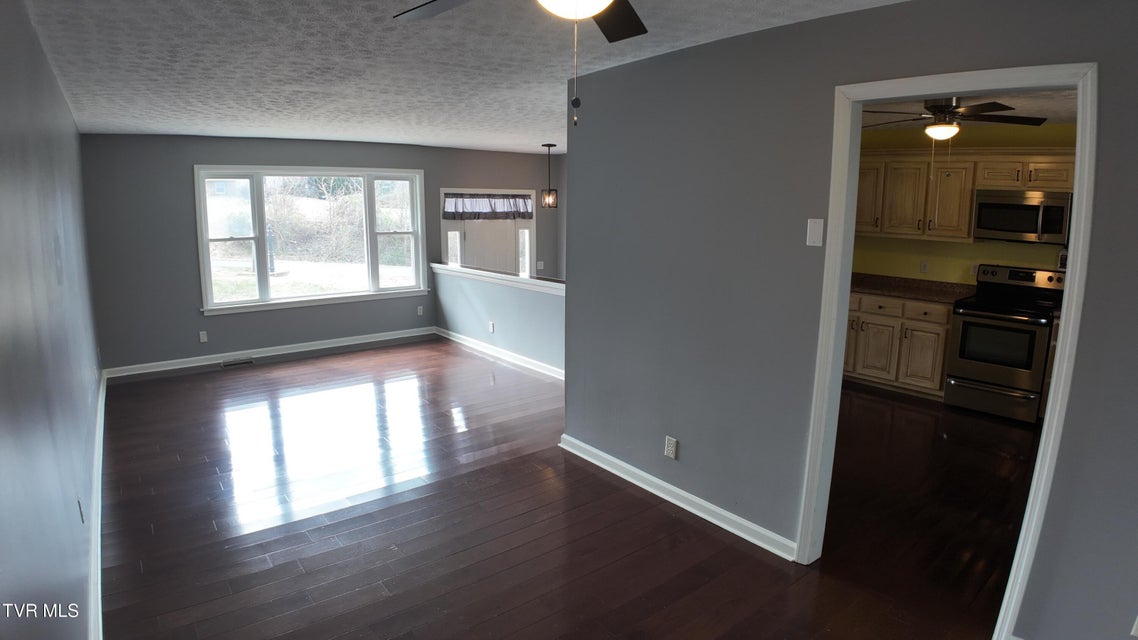 Photo #27: 123 Valley View Drive