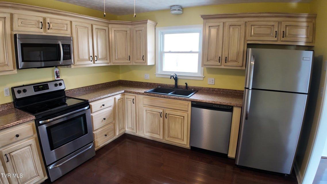 Photo #34: 123 Valley View Drive