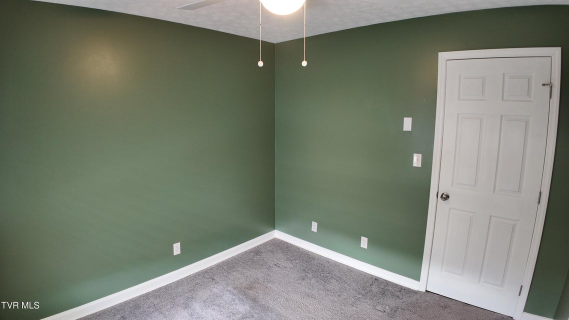 Photo #48: 123 Valley View Drive