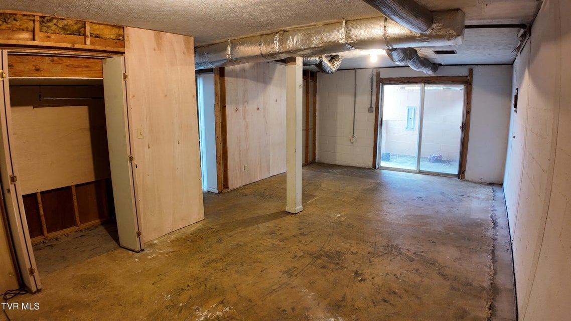 Photo #50: 123 Valley View Drive