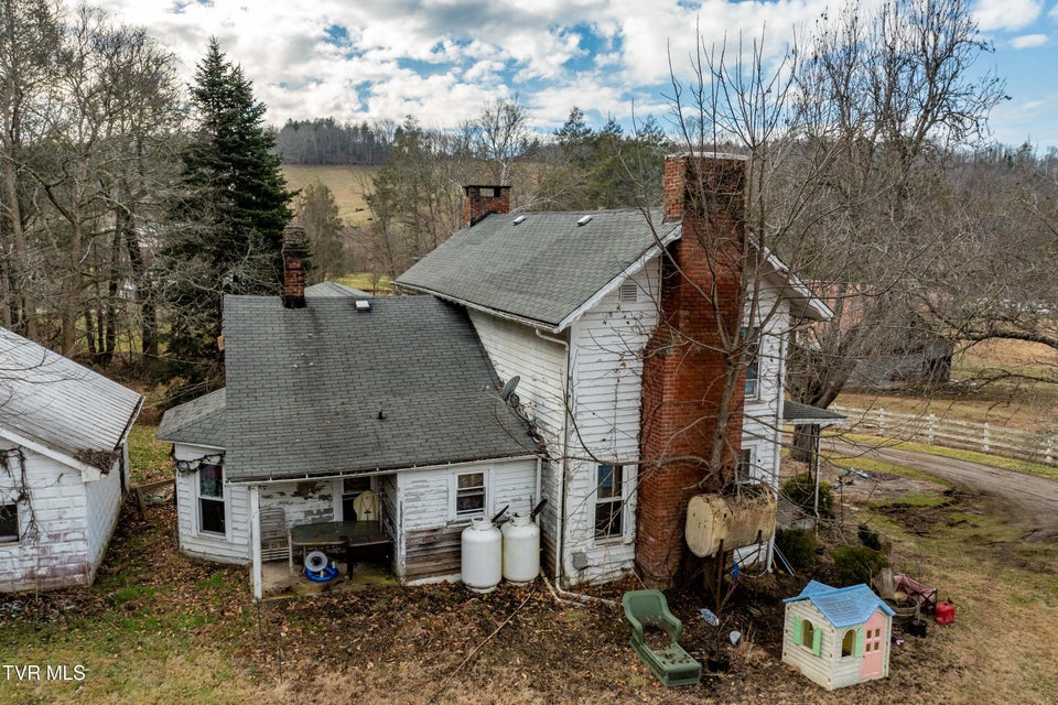 Photo #5: 517 Mill Creek Road