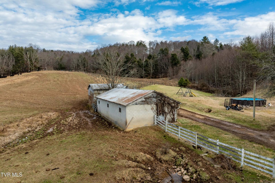 Photo #8: 517 Mill Creek Road