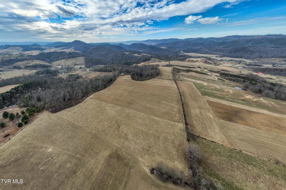 Photo #29: 517 Mill Creek Road